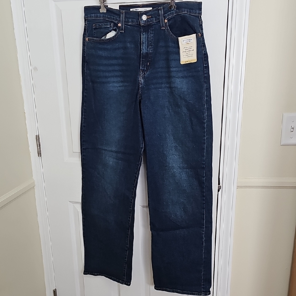 New With Tags Levi's Women's High Rise Jeans - Dark Blue